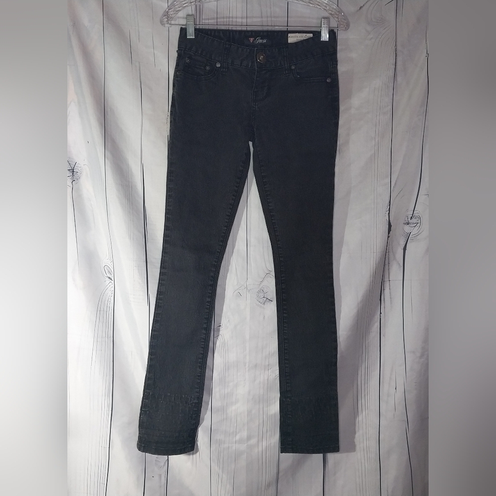 Guess Medium Rise Sarah Fit Faded Black Skinny Jeans